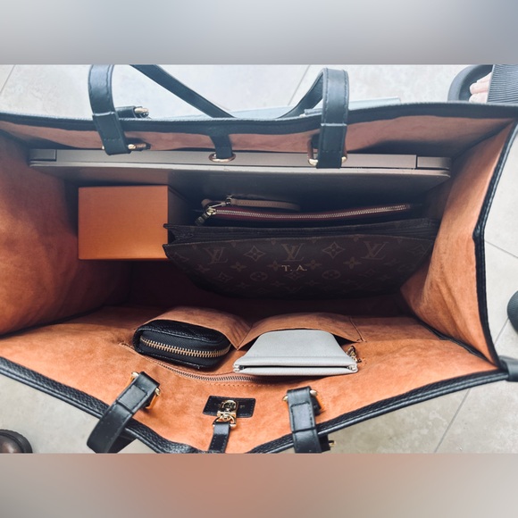 Grande Black Empriente Leather Tote Bag - added pictures - Picture 7 of 11